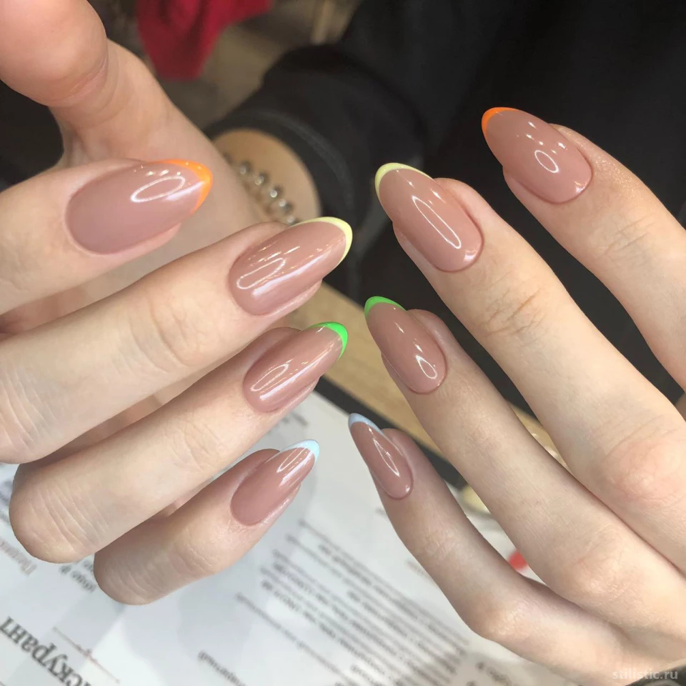 🏆 Студия маникюра и педикюра Tiffany Nails на улице Строителей: цены на  услуги, запись и отзывы на Stilistic.ru