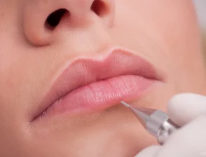 Как правильно делать татуаж губ